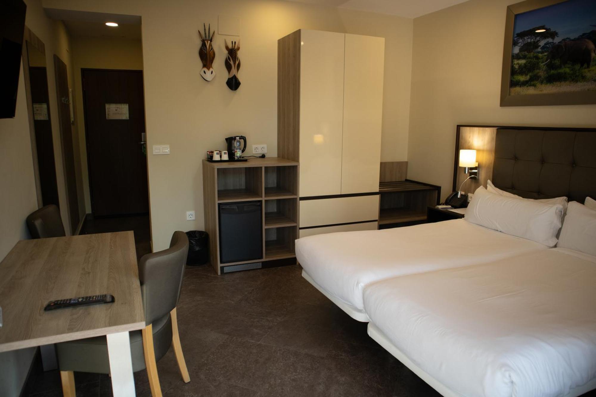 Hotel Admiral Casino&Lodge San Roque  Zimmer foto